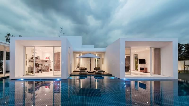 Bungalow for Sale in Iskandar Puteri (Nusajaya) (Johor) - Heston Lai - Study - PropertyGuru.com.my