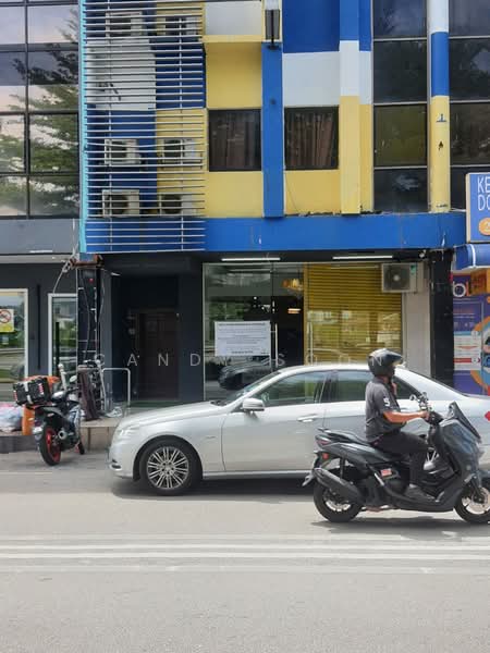 Shop / Office for Sale in Sungai Besi Indah (Seri Kembangan) - Candy Soon - Exterior - PropertyGuru.com.my