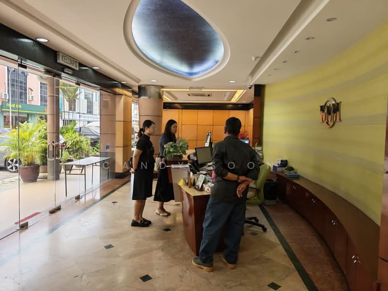 Shop / Office for Sale in Sungai Besi Indah (Seri Kembangan) - Candy Soon - Lobby - PropertyGuru.com.my