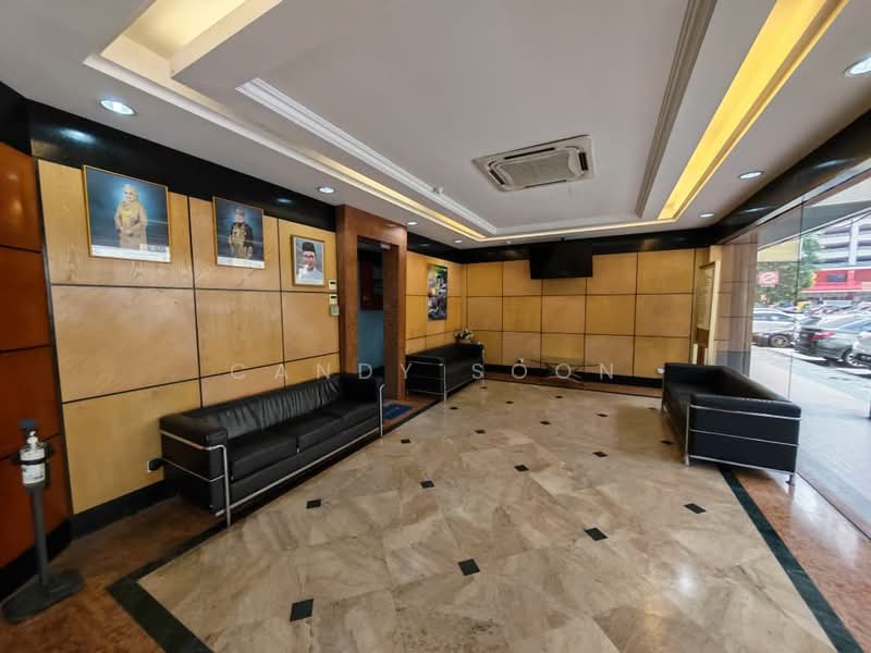 Shop / Office for Sale in Sungai Besi Indah (Seri Kembangan) - Candy Soon - Lobby - PropertyGuru.com.my