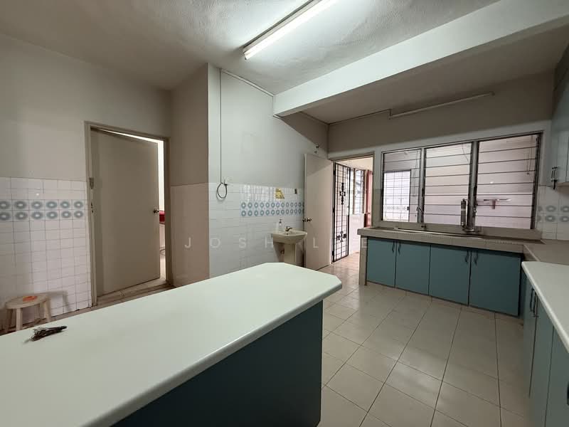 Semi-Detached House for Sale in Damansara Jaya (Petaling Jaya) - Josh Lee - Dry Kitchen - PropertyGuru.com.my