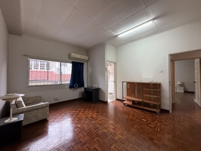 Semi-Detached House for Sale in Damansara Jaya (Petaling Jaya) - Josh Lee - Living Room - PropertyGuru.com.my