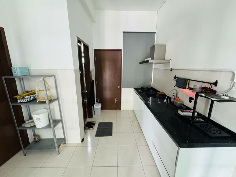 2-storey Terraced House for Sale in Saujana Utama (Selangor) - Mohd Fadzli - Kitchen - PropertyGuru.com.my