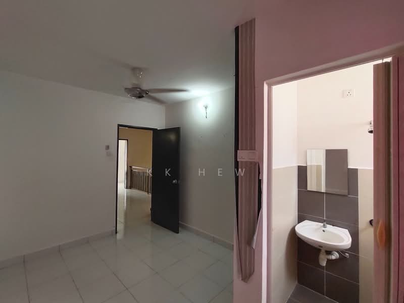 2-storey Terraced House for Rent in Semenyih Parklands (Beranang) - KK HEW - Interior - PropertyGuru.com.my