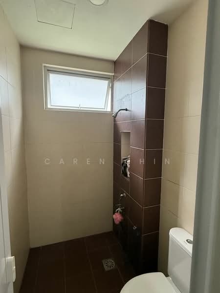 Semi-Detached House for Sale in Taman Sri Pulai Perdana (Skudai) - Caren Chin - Bathroom - PropertyGuru.com.my