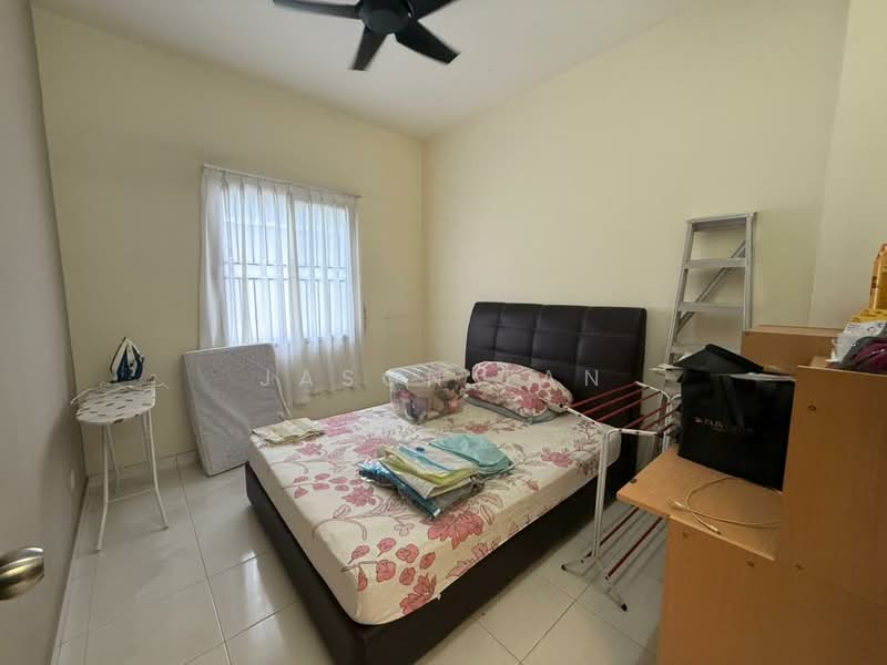 Rumah Teres 2 Tingkat untuk Dijual di Taman Setia Indah (Tebrau) - Jason Tan - Bedroom - PropertyGuru.com.my