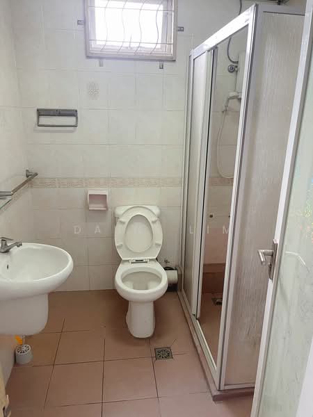Condominium for Rent at Villa Emas - Danny Lim - Bathroom - PropertyGuru.com.my