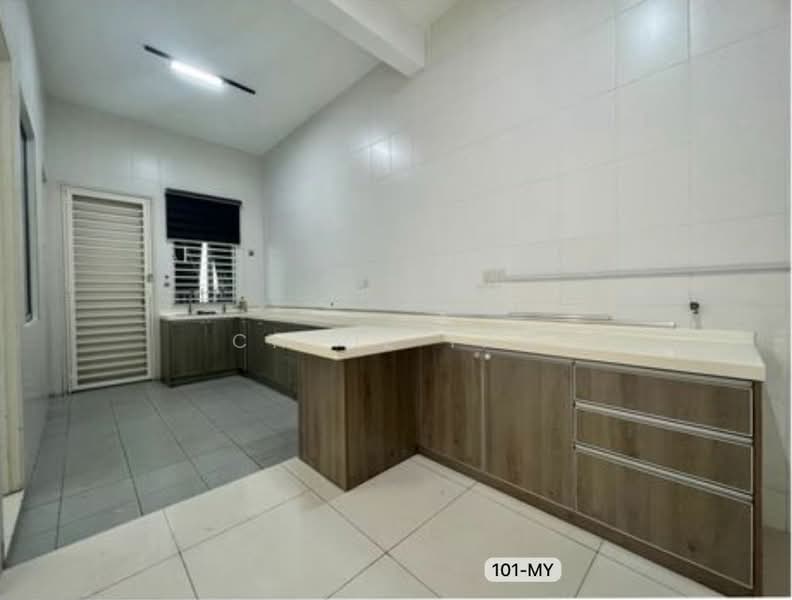 Semi-Detached House for Sale in Bandar Parklands (Klang) - Chloe Tan - PropertyGuru.com.my