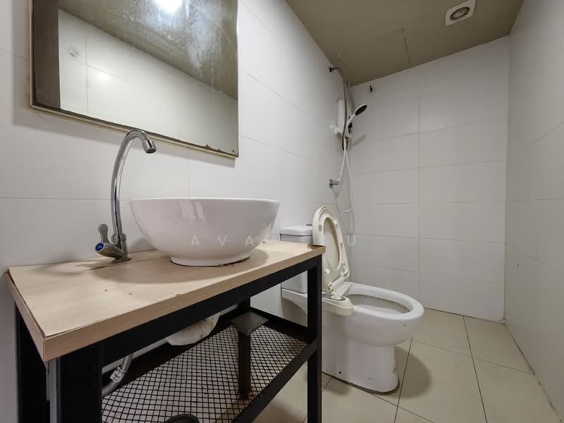 SOHO @ Empire City untuk Untuk Disewa - RM 1,299 /bulan, Mac 2026 - Bathroom - PropertyGuru.com.my