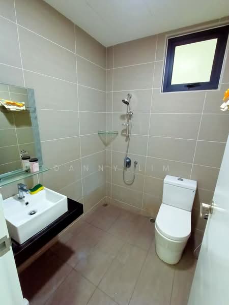 Artis 3 Residence untuk Untuk Disewa - RM 1,600 /bulan, Mac 2026 - Bathroom - PropertyGuru.com.my
