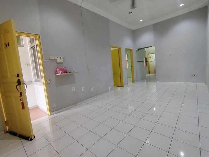 1-storey Terraced House for Sale in Taman Mutiara Rini (Skudai) - Rex Tay - Interior - PropertyGuru.com.my