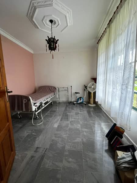 Peaceful & Green Bungalow – Batu 4, Port Dickson untuk Untuk Dijual - RM 1,500,000, Apr 2026 - PropertyGuru.com.my