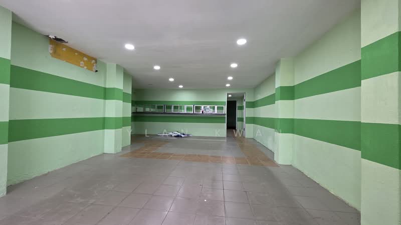 Shop for Rent in Taman United (Jalan Klang Lama (Old Klang Road)) - Dylan Kwan - Interior - PropertyGuru.com.my