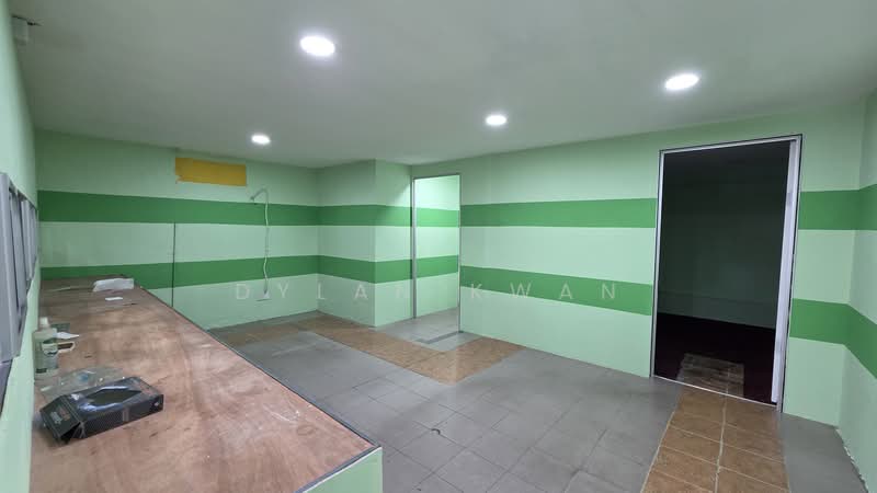 Shop for Rent in Taman United (Jalan Klang Lama (Old Klang Road)) - Dylan Kwan - Interior - PropertyGuru.com.my