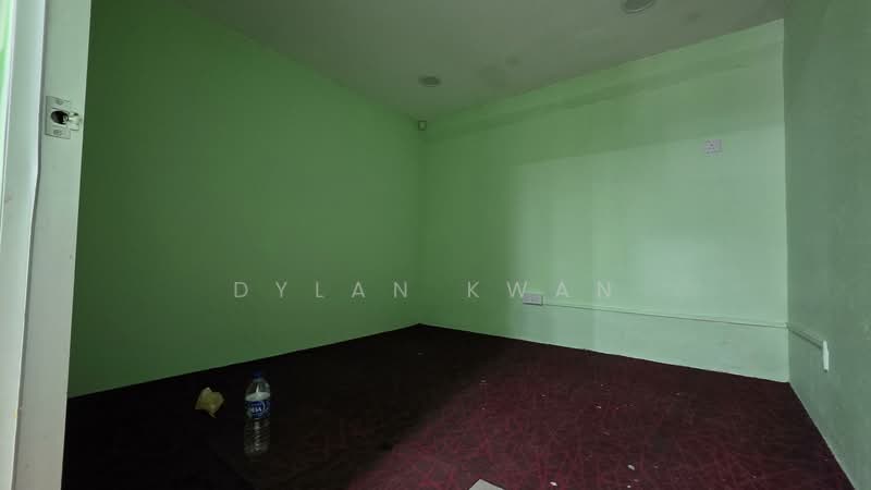 Shop for Rent in Taman United (Jalan Klang Lama (Old Klang Road)) - Dylan Kwan - Interior - PropertyGuru.com.my