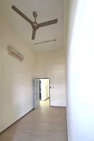 Service Residence for Sale at The Garden Residences - Janice Yong - Interior - PropertyGuru.com.my