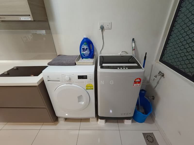 For Rent - Emira Residence