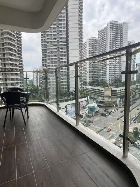 Condominium for Sale at Royal Strand @ Country Garden Danga Bay - Impreeza Tham - Balcony - PropertyGuru.com.my