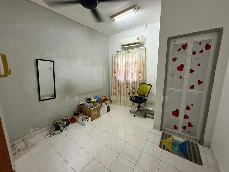 2-storey Terraced House for Sale in Taman Sutera (Kajang) - Azli Ibrahim - Interior - PropertyGuru.com.my