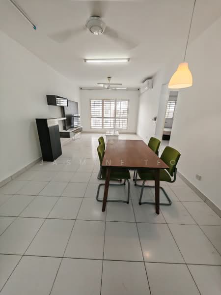 Apartment for Rent at Pangsapuri Seri Mutiara - Jasmine Teo - Living Room - PropertyGuru.com.my