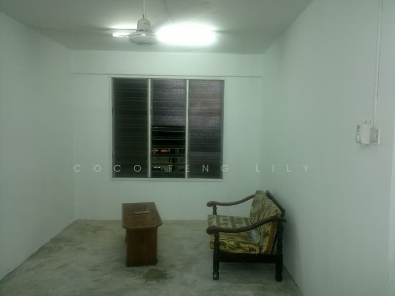 Flat for Sale at Sri Lanang - Coco Feng Lily - Living Room - PropertyGuru.com.my
