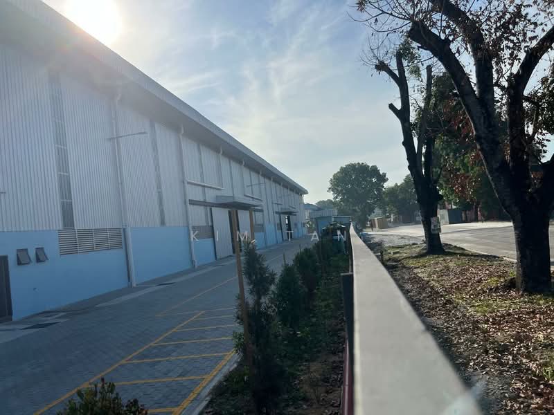 Factory for Rent in Taman Perindustrian Pulau Indah (Klang) - Kim Tan - Exterior - PropertyGuru.com.my