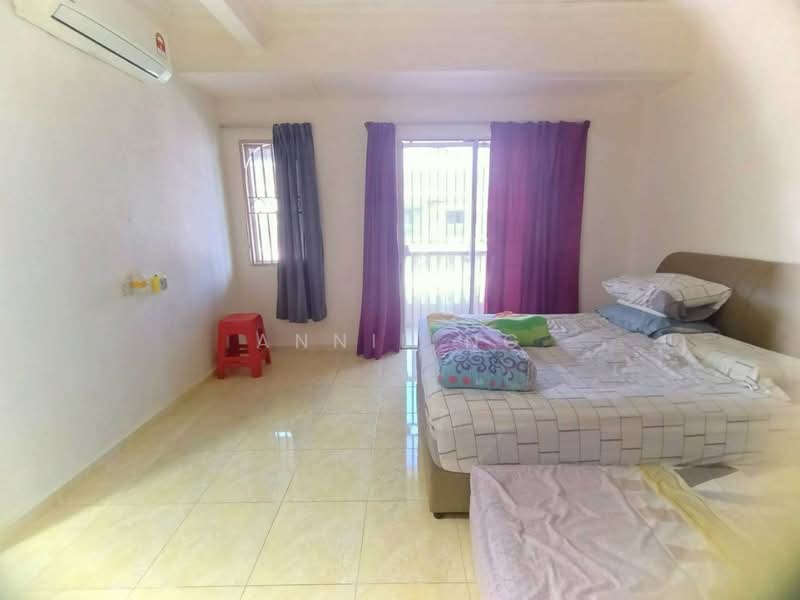 Rumah Teres 2 Tingkat untuk Dijual di Kota Bidari (Rawang) - Annie Ng - Bedroom - PropertyGuru.com.my