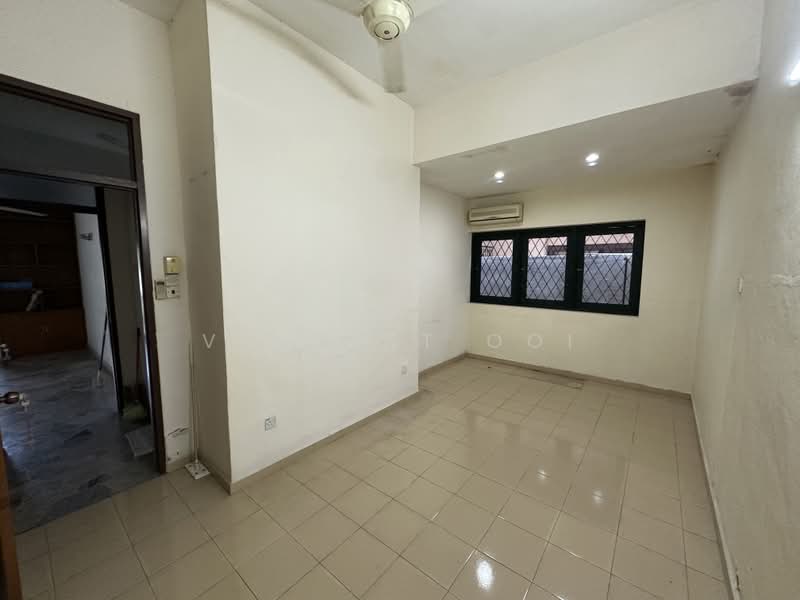Semi-Detached House for Rent in Batu Uban (Gelugor) - Vincent Ooi - PropertyGuru.com.my