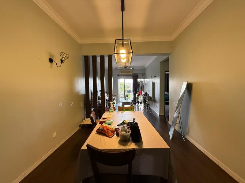 Condominium for Sale at Tiara Duta - Azli Ibrahim - Dining Room - PropertyGuru.com.my