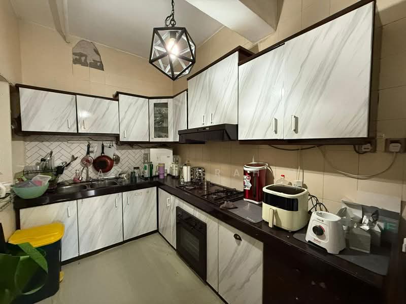 Condominium for Sale at Tiara Duta - Azli Ibrahim - Kitchen - PropertyGuru.com.my