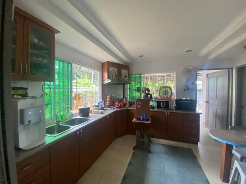 Semi-Detached House for Sale in Charming Garden (Kuching) - Alfred Chua - Kitchen - PropertyGuru.com.my