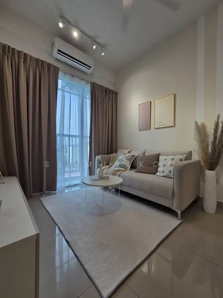 121 Residences untuk Untuk Disewa - RM 2,700 /bulan, Mac 2026 - Living Room - PropertyGuru.com.my