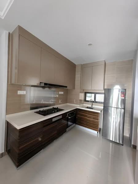 R&F Princess Cove Phase 2-Seine Region untuk Untuk Disewa - RM 3,000 /bulan, Mac 2026 - Kitchen - PropertyGuru.com.my