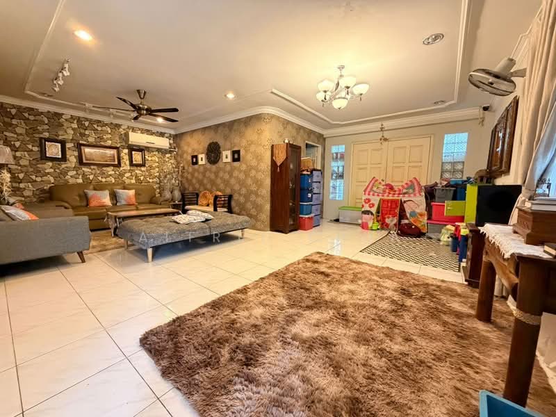 Semi-Detached House for Sale in Stapok (Kuching) - Alfred Chua - Living Room - PropertyGuru.com.my