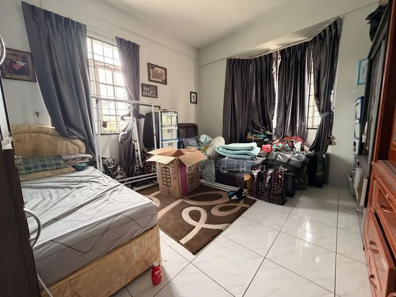 Semi-Detached House for Sale in Stapok (Kuching) - Alfred Chua - Bedroom - PropertyGuru.com.my