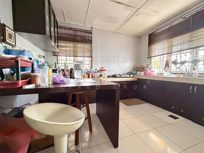 Semi-Detached House for Sale in Stapok (Kuching) - Alfred Chua - Kitchen - PropertyGuru.com.my