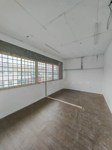 Factory for Rent in Taman Universiti (Skudai) - Jennie Chew - Interior - PropertyGuru.com.my