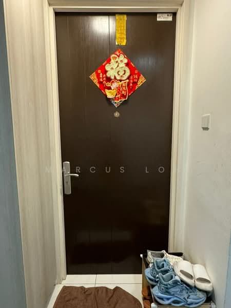 Service Residence for Sale at Sky Oasis Residence (Pangsapuri Oasis 1) - Marcus Loh - Entrance - PropertyGuru.com.my