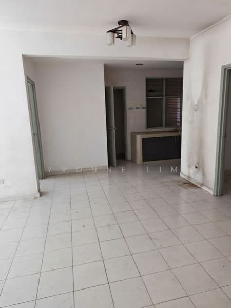 Service Residence for Sale at Villa Krystal @ Bandar Selesa Jaya - Yvonne Lim - Interior - PropertyGuru.com.my