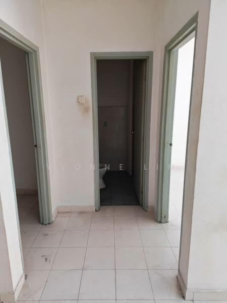 Service Residence for Sale at Villa Krystal @ Bandar Selesa Jaya - Yvonne Lim - Corridor - PropertyGuru.com.my