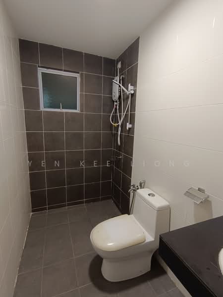 Condominium for Rent at Koi Prima Condominium - YEN KEE LIONG - Bathroom - PropertyGuru.com.my