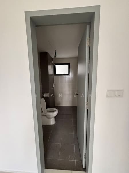 Condominium for Rent at Cassia Residence @ Laman View - Zehan Zaki - Bathroom - PropertyGuru.com.my