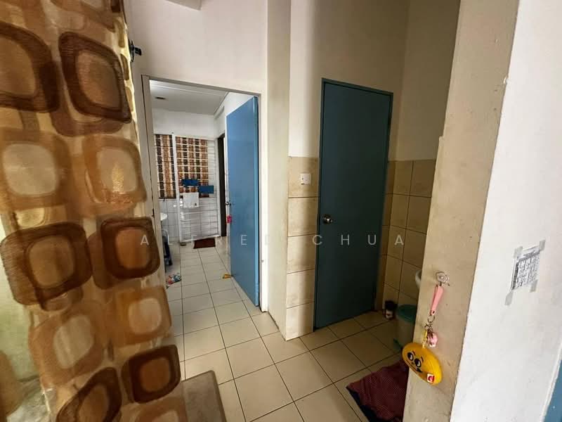 2-storey Terraced House for Sale in Kuching (Sarawak) - Alfred Chua - Corridor - PropertyGuru.com.my