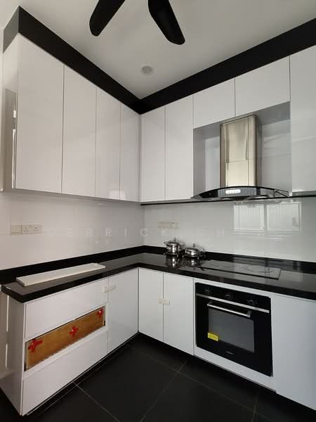 Horizon Hills (The Cove Bungalow Homes) untuk Untuk Disewa - RM 25,000 /bulan, Mac 2026 - Kitchen - PropertyGuru.com.my
