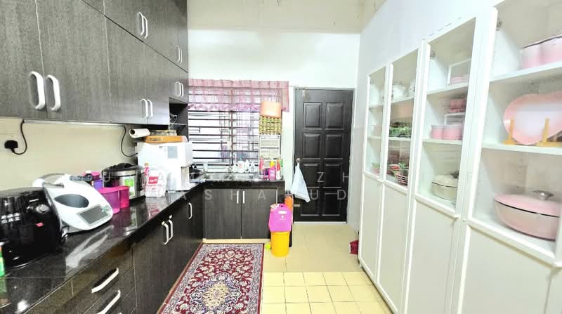 Taman Puncak Saujana untuk Untuk Dijual - RM 610,000, Apr 2026 - Kitchen - PropertyGuru.com.my