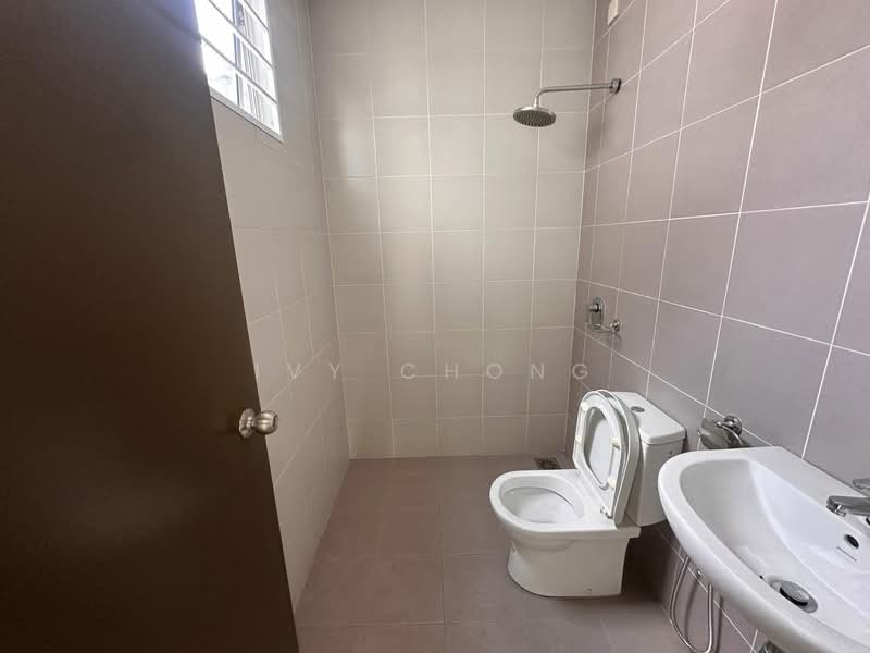 Townhouse for Sale in Puchong (Selangor) - Ivy Chong - Bathroom - PropertyGuru.com.my
