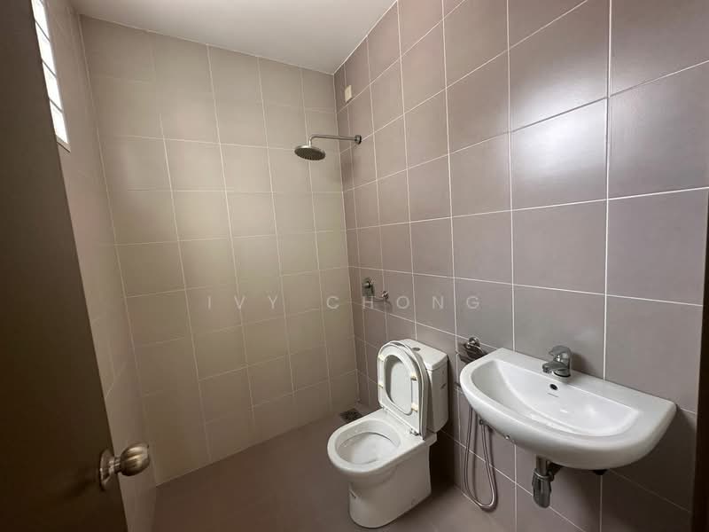 Townhouse for Sale in Puchong (Selangor) - Ivy Chong - Bathroom - PropertyGuru.com.my