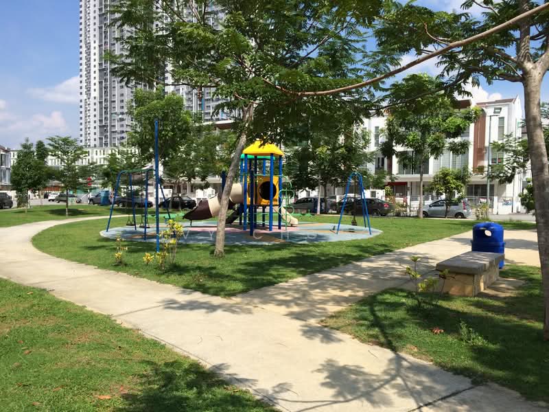 Townhouse for Sale in Puchong (Selangor) - Ivy Chong - Exterior - PropertyGuru.com.my