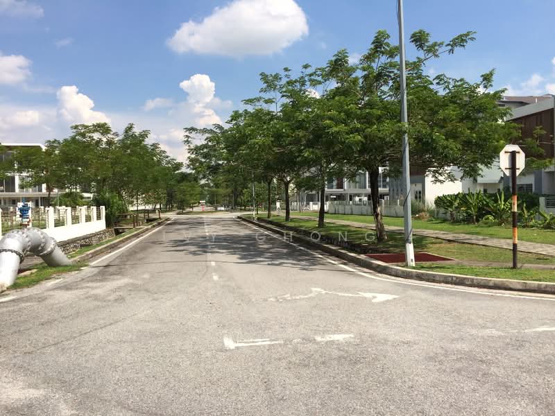 Townhouse for Sale in Puchong (Selangor) - Ivy Chong - Exterior - PropertyGuru.com.my