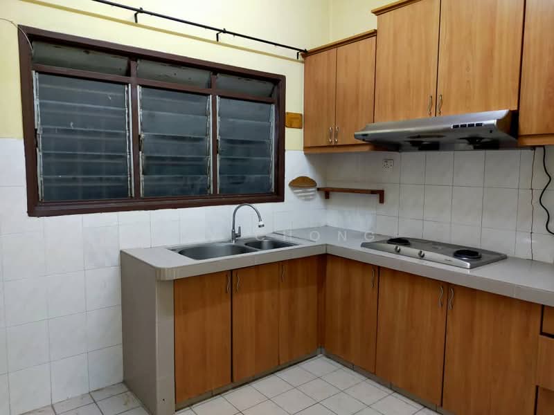 2-storey Terraced House for Sale in Taman Putra Prima (Puchong) - Ivy Chong - Kitchen - PropertyGuru.com.my